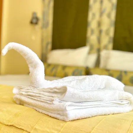 Townhouse Close To Riverside: 2br Дом отдыха *