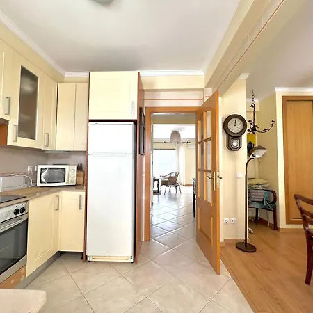 Holiday home Townhouse Close To Riverside: 2br *