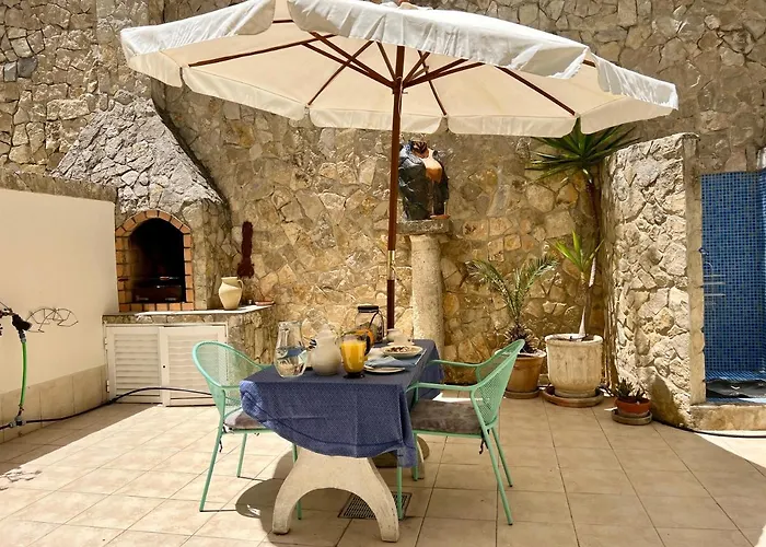 Townhouse Close To Riverside: 2br Vakantiehuis Tavira